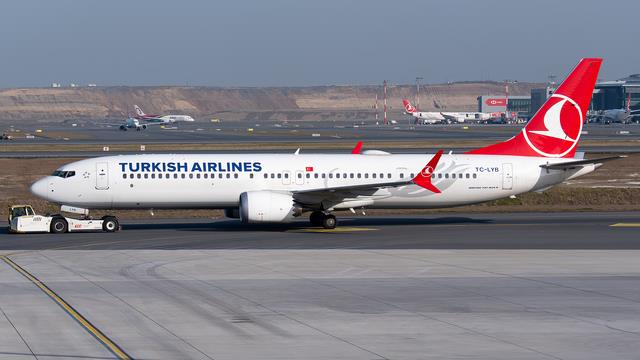 TC-LYB::Turkish Airlines